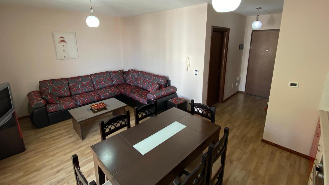 Ami Apartments Sarandë 外观 照片